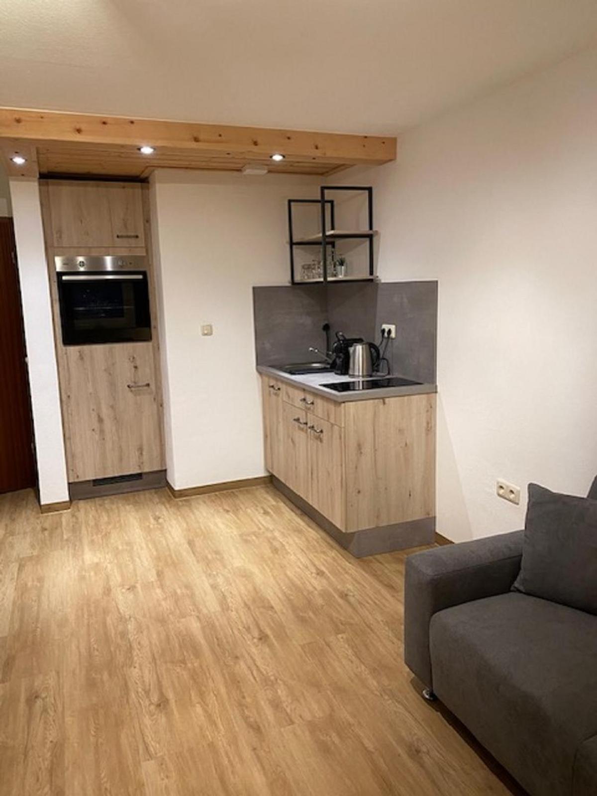 Alpenappartements Schwalbennestl Mittenwald Eksteriør billede